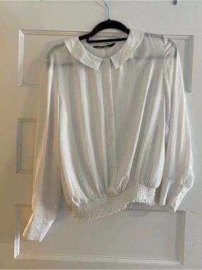 Zara Ivory Button-Front Blouse with Peter Pan Collar